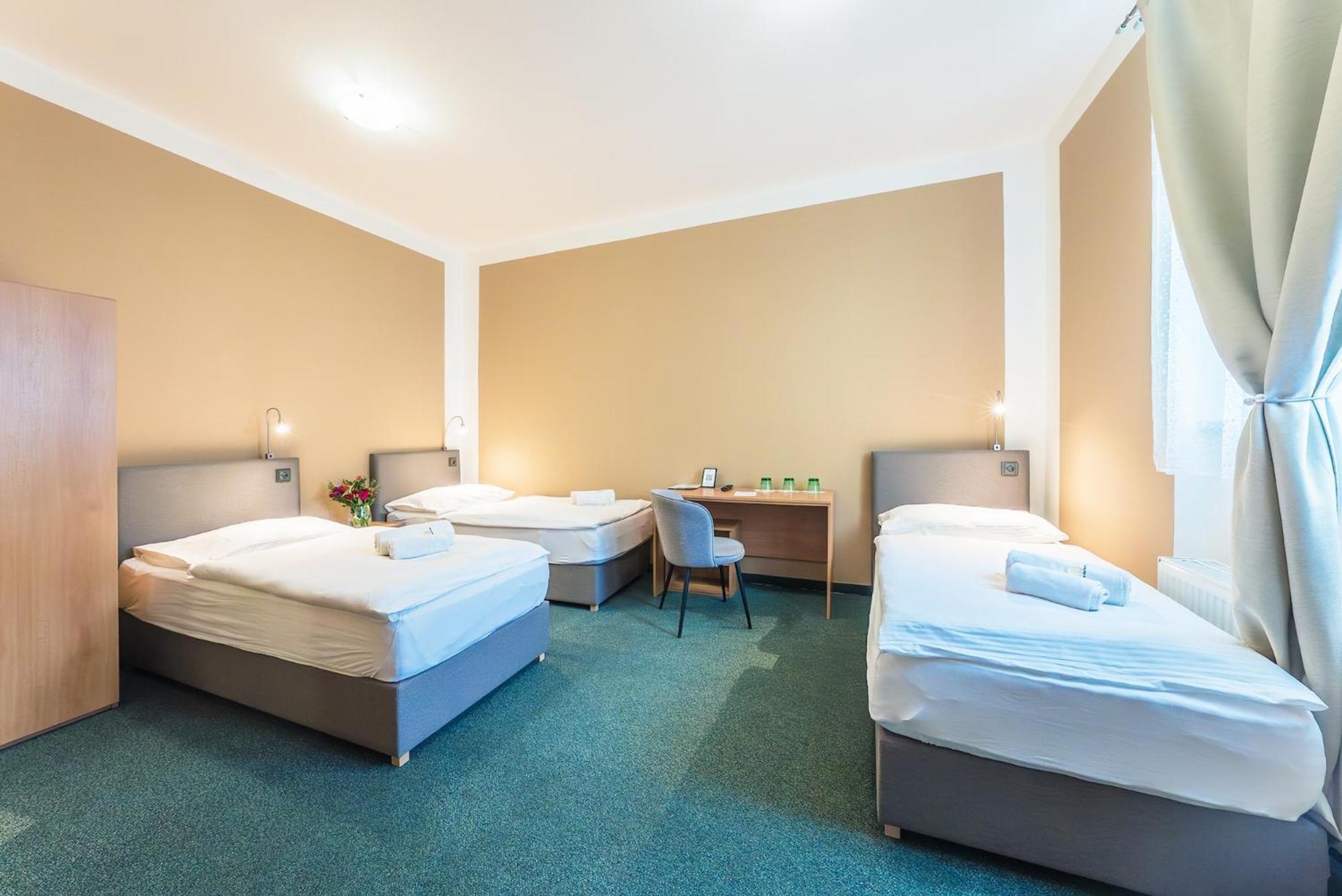 Národní dům Podbořany Podborany Exterior foto